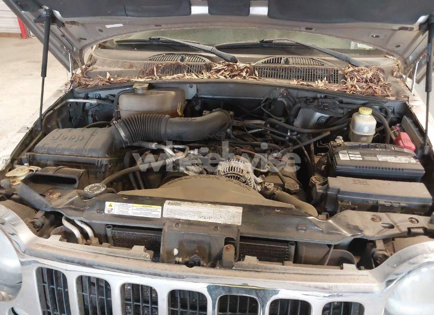 Photo 10 of 2007 Jeep Liberty LIMITED EDITION (VIN 1J8GL58K17W721727)