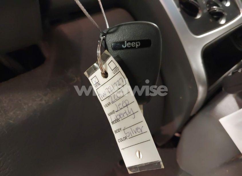 Photo 11 of 2007 Jeep Liberty LIMITED EDITION (VIN 1J8GL58K17W721727)