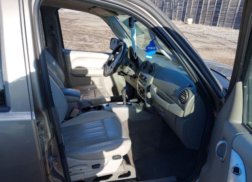 Photo 5 of 2005 Jeep Liberty LIMITED EDITION (VIN 1J8GL58K95W726168)