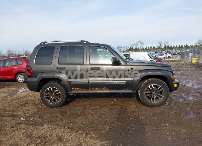 Photo 13 of 2005 Jeep Liberty LIMITED EDITION (VIN 1J8GL58KX5W626323)