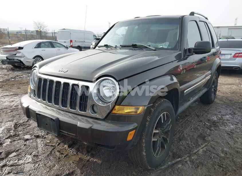 Photo 2 of 2005 Jeep Liberty LIMITED EDITION (VIN 1J8GL58KX5W626323)