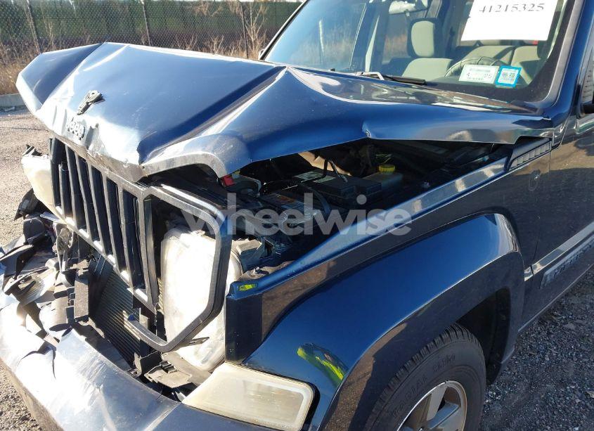 Photo 13 of 2008 Jeep Liberty SPORT (VIN 1J8GN28K08W278092)