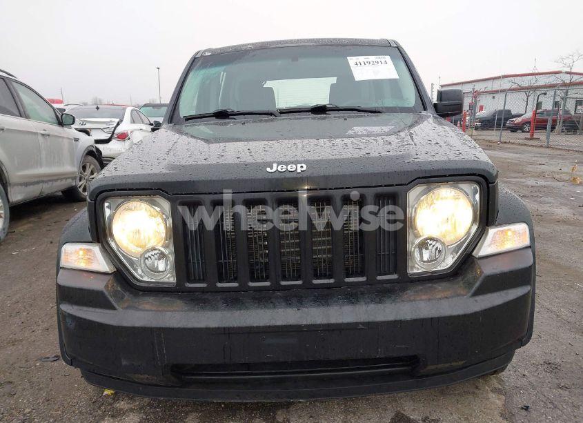 Photo 12 of 2008 Jeep Liberty SPORT (VIN 1J8GN28K18W180401)