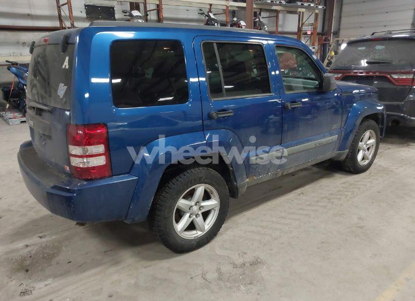 Photo 4 of 2009 Jeep Liberty SPORT (VIN 1J8GN28K19W553793)
