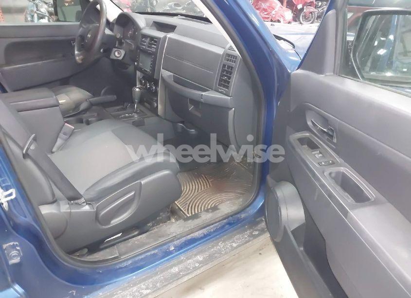 Photo 5 of 2009 Jeep Liberty SPORT (VIN 1J8GN28K19W553793)