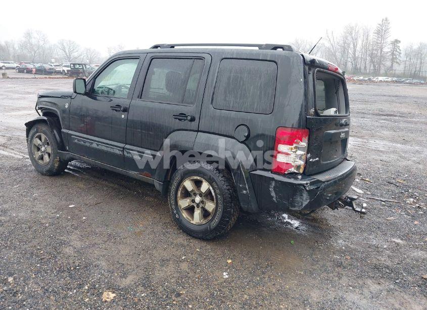 Photo 3 of 2008 Jeep Liberty SPORT (VIN 1J8GN28K28W106520)