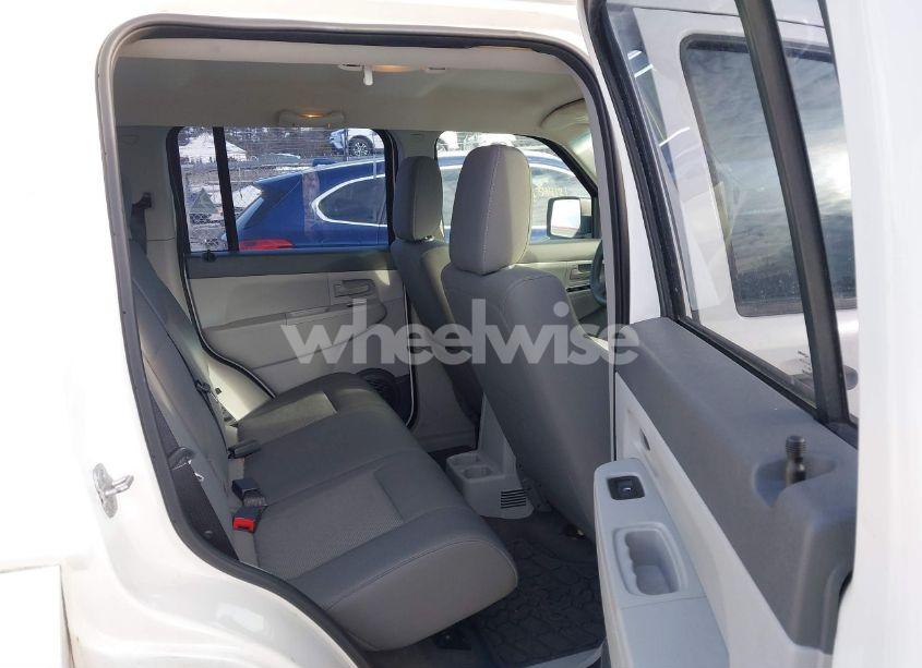 Photo 8 of 2008 Jeep Liberty SPORT (VIN 1J8GN28K28W221294)