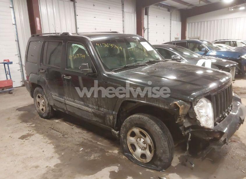 2008 Jeep Liberty SPORT (VIN 1J8GN28K28W232487) main photo
