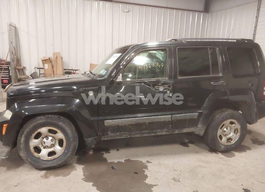 Photo 14 of 2008 Jeep Liberty SPORT (VIN 1J8GN28K28W232487)