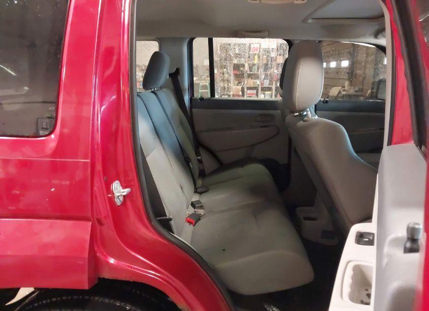 Photo 8 of 2008 Jeep Liberty SPORT (VIN 1J8GN28K38W154866)