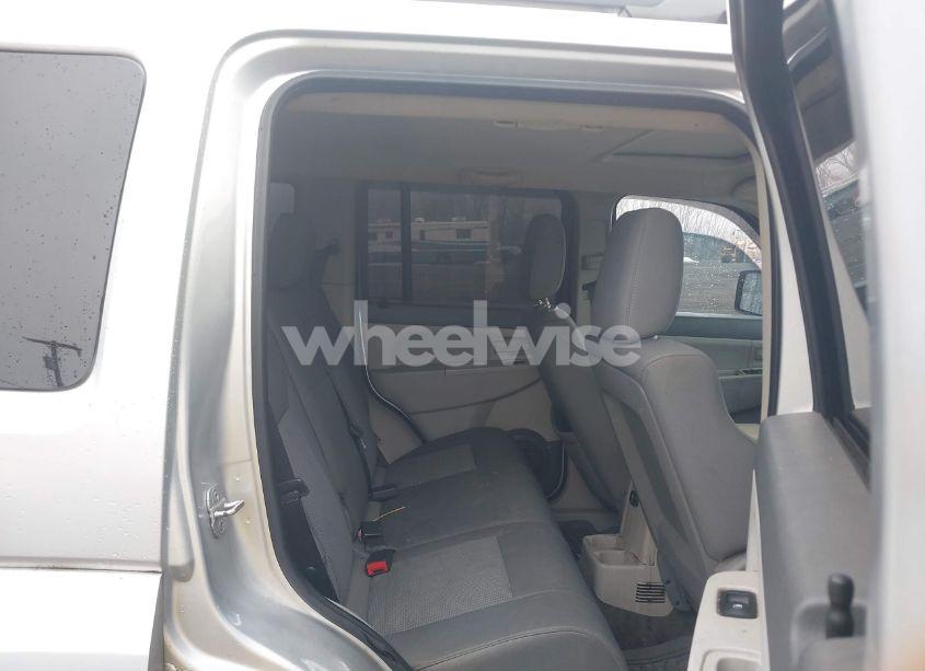 Photo 8 of 2008 Jeep Liberty SPORT (VIN 1J8GN28K38W197961)