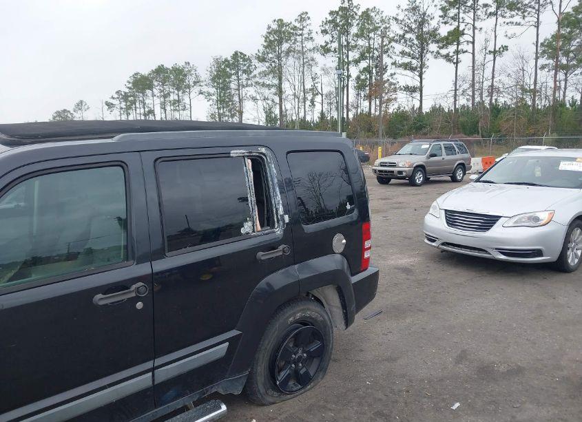 Photo 6 of 2008 Jeep Liberty SPORT (VIN 1J8GN28K38W226472)