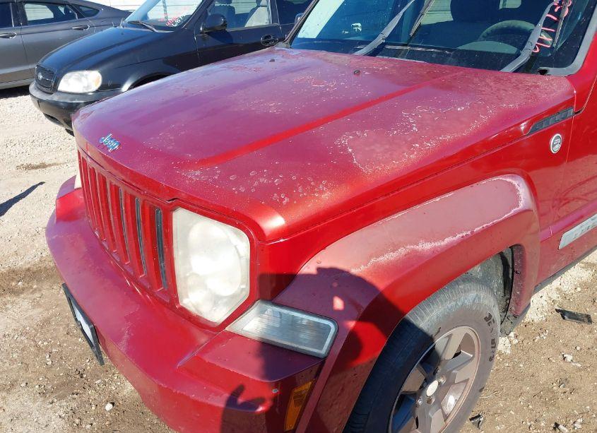 Photo 6 of 2008 Jeep Liberty SPORT (VIN 1J8GN28K38W285473)