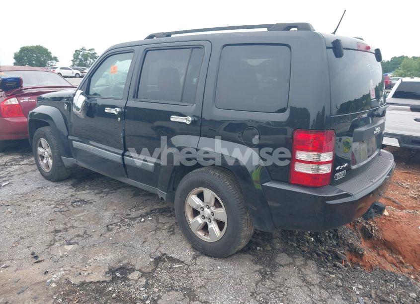Photo 3 of 2009 Jeep Liberty SPORT (VIN 1J8GN28K39W530564)