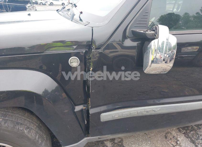 Photo 6 of 2009 Jeep Liberty SPORT (VIN 1J8GN28K39W530564)