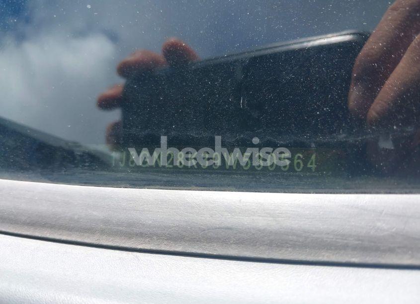 Photo 9 of 2009 Jeep Liberty SPORT (VIN 1J8GN28K39W530564)