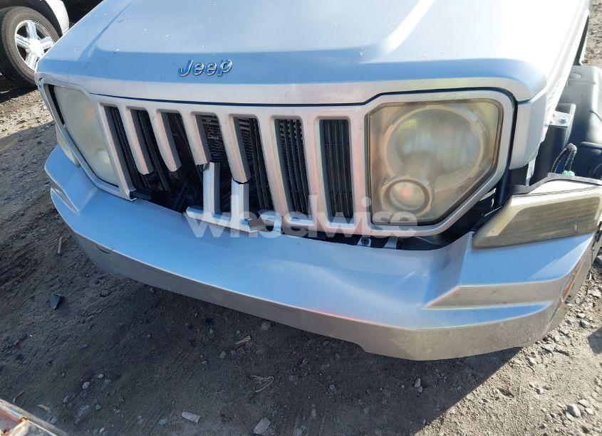 Photo 17 of 2008 Jeep Liberty SPORT (VIN 1J8GN28K48W132715)