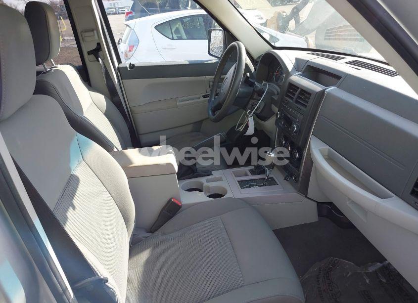 Photo 5 of 2008 Jeep Liberty SPORT (VIN 1J8GN28K48W178318)