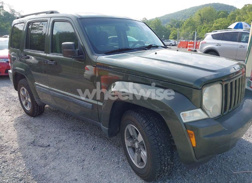 2008 Jeep Liberty SPORT (VIN 1J8GN28K48W266592) main photo