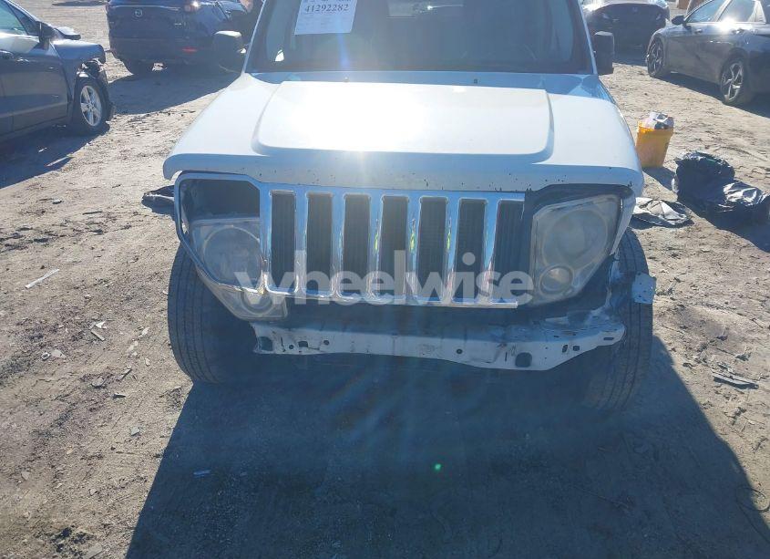 Photo 12 of 2008 Jeep Liberty SPORT (VIN 1J8GN28K48W287393)