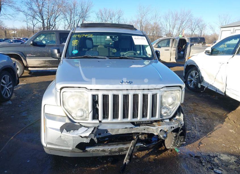 Photo 12 of 2008 Jeep Liberty SPORT (VIN 1J8GN28K58W210564)