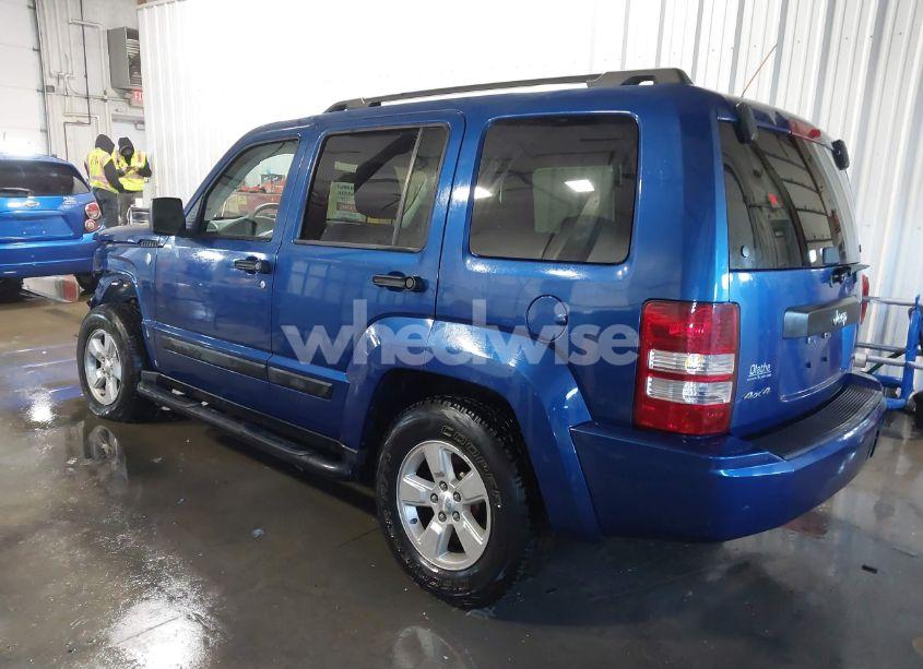 Photo 3 of 2009 Jeep Liberty SPORT (VIN 1J8GN28K69W554101)