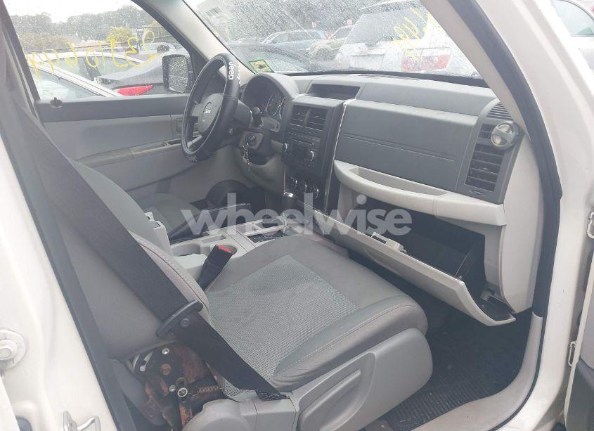 Photo 5 of 2008 Jeep Liberty SPORT (VIN 1J8GN28K78W186493)