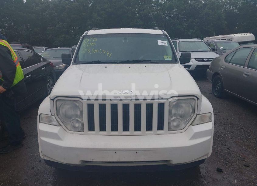 Photo 6 of 2008 Jeep Liberty SPORT (VIN 1J8GN28K78W186493)