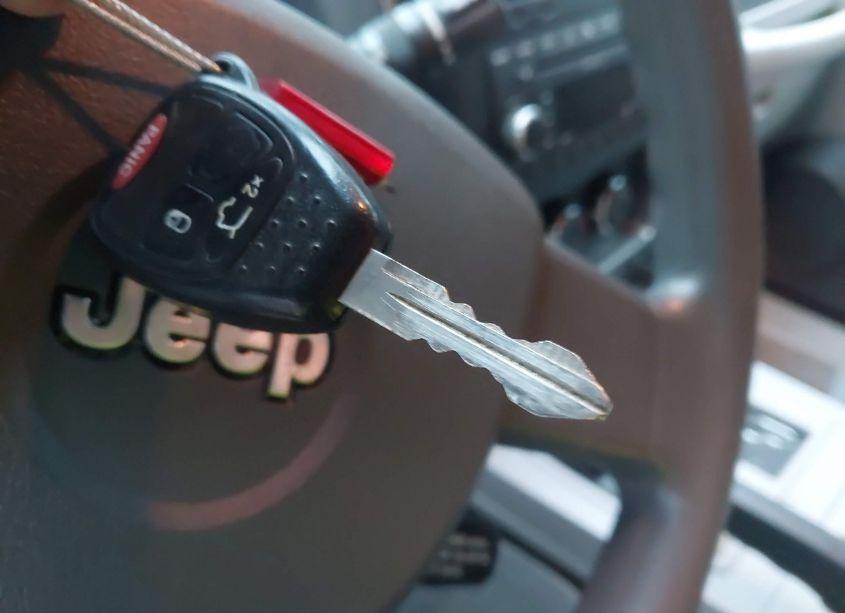 Photo 11 of 2008 Jeep Liberty SPORT (VIN 1J8GN28K78W193430)