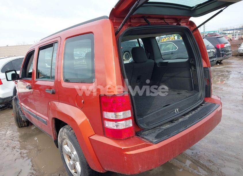 Photo 3 of 2009 Jeep Liberty SPORT (VIN 1J8GN28K79W529188)