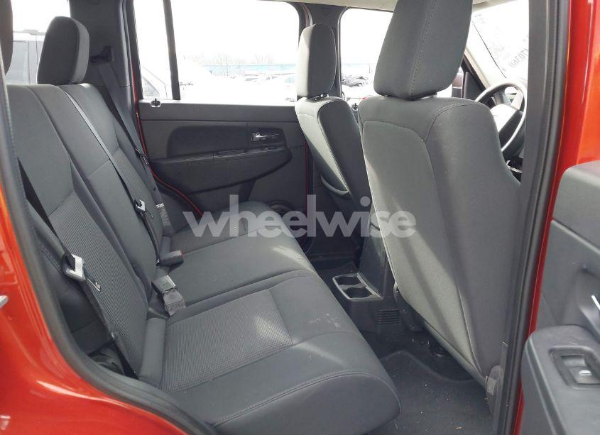 Photo 8 of 2009 Jeep Liberty SPORT (VIN 1J8GN28K79W529188)