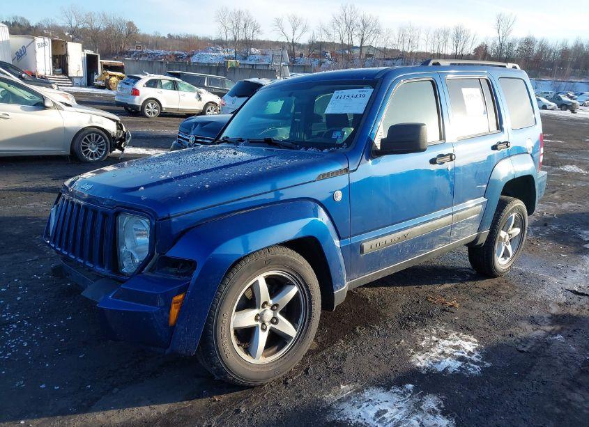 Photo 2 of 2009 Jeep Liberty SPORT (VIN 1J8GN28K79W552194)