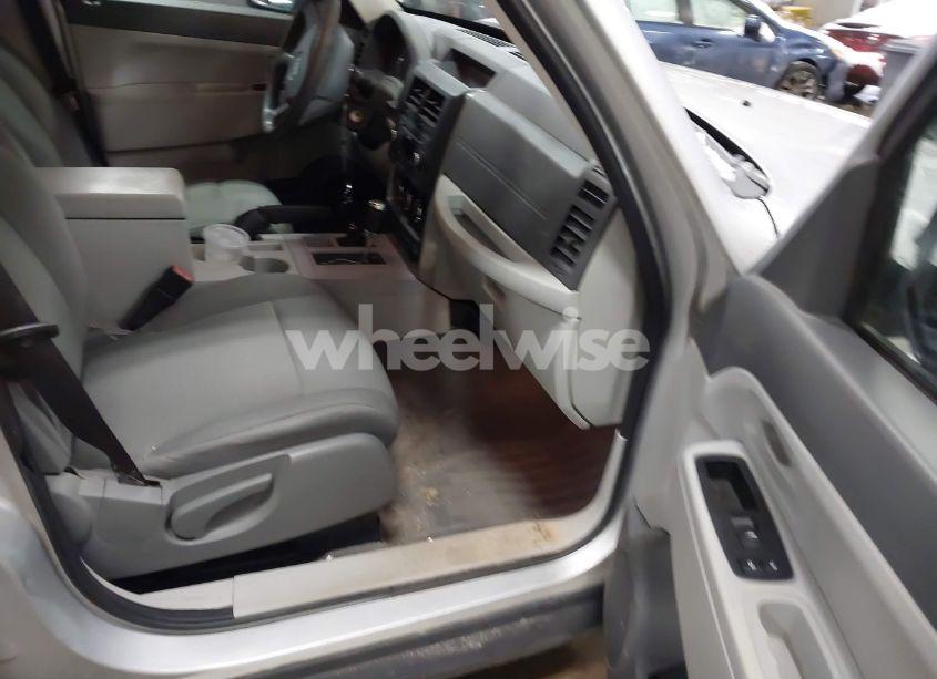 Photo 5 of 2008 Jeep Liberty SPORT (VIN 1J8GN28K88W277031)