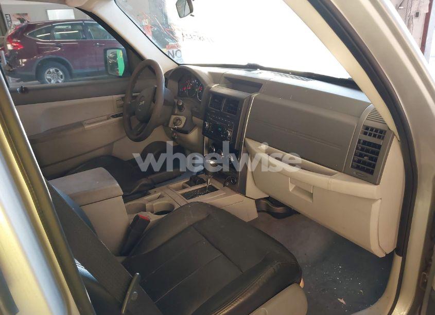 Photo 5 of 2008 Jeep Liberty SPORT (VIN 1J8GN28K88W283220)