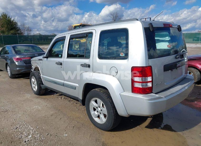 Photo 3 of 2009 Jeep Liberty SPORT (VIN 1J8GN28K89W509936)