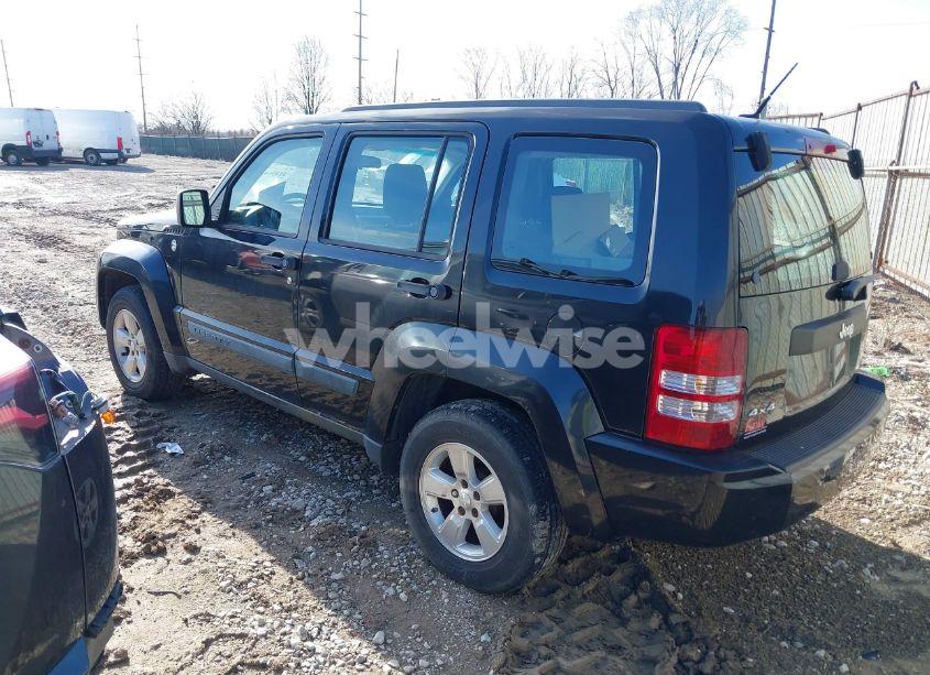 Photo 3 of 2009 Jeep Liberty SPORT (VIN 1J8GN28K99W551323)