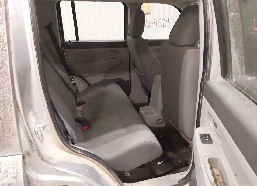 Photo 8 of 2008 Jeep Liberty SPORT (VIN 1J8GN28KX8W174841)