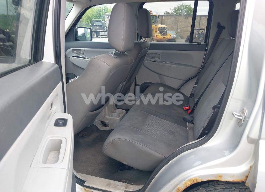 Photo 8 of 2008 Jeep Liberty SPORT (VIN 1J8GN28KX8W247173)