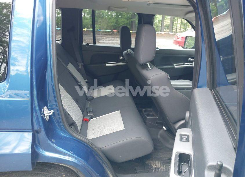 Photo 8 of 2009 Jeep Liberty LIMITED EDITION (VIN 1J8GN58K19W539796)