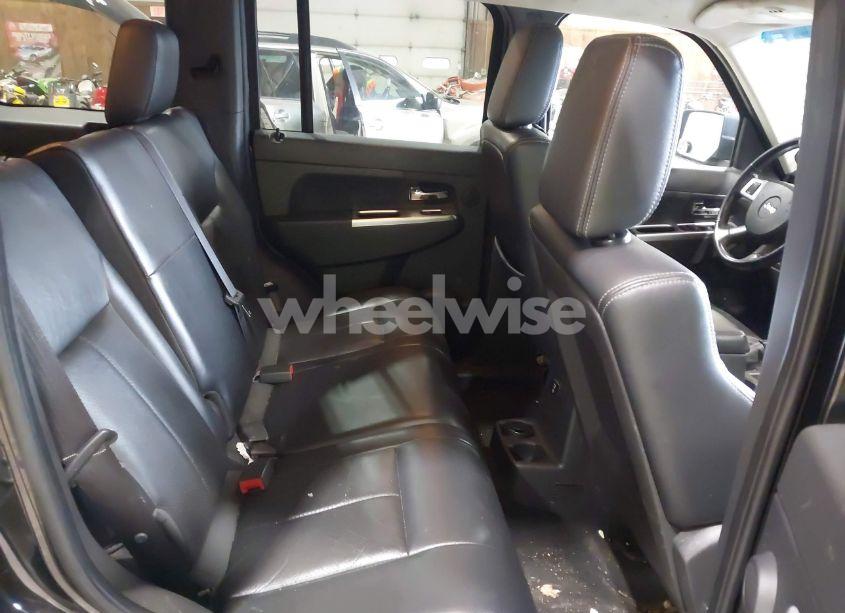 Photo 8 of 2009 Jeep Liberty LIMITED EDITION (VIN 1J8GN58K59W523245)