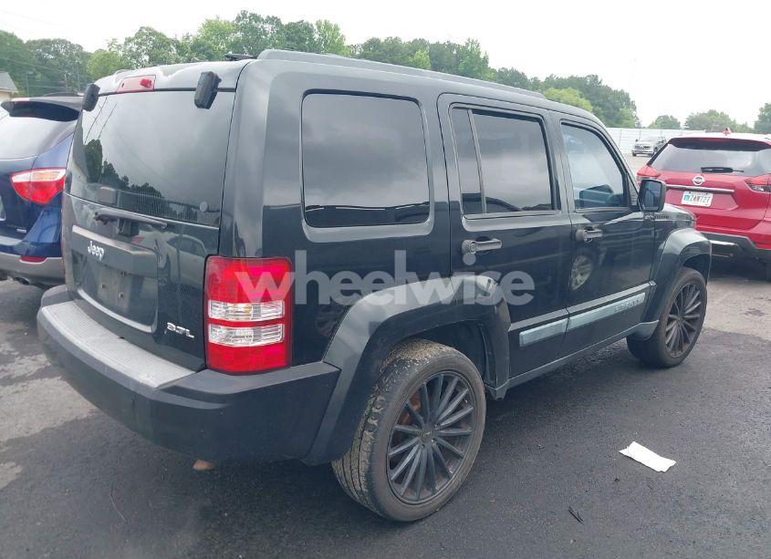 Photo 4 of 2008 Jeep Liberty SPORT (VIN 1J8GP28K38W284933)