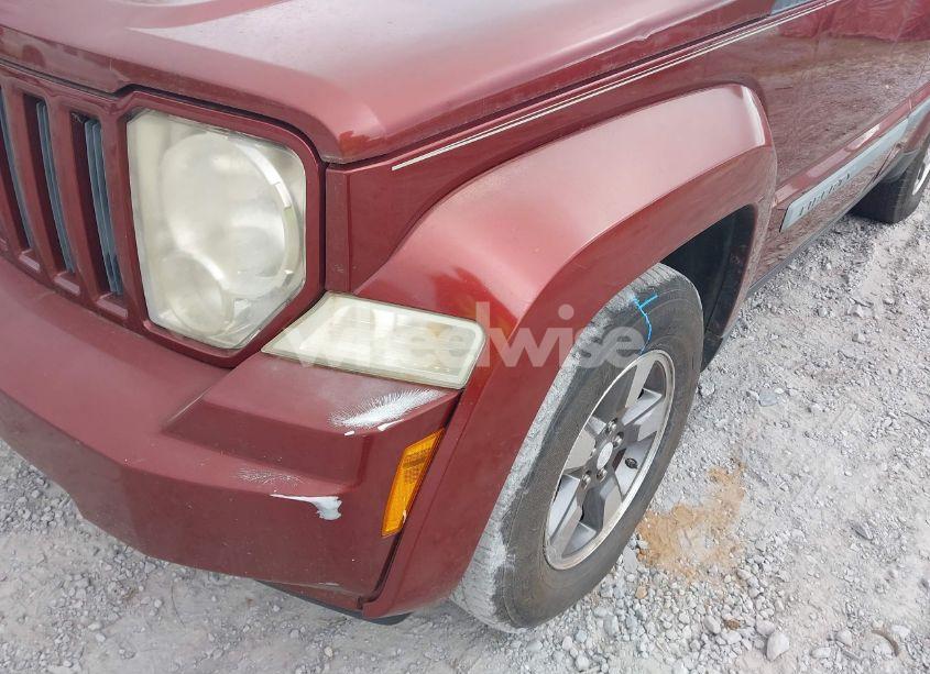 Photo 6 of 2008 Jeep Liberty SPORT (VIN 1J8GP28K48W165322)