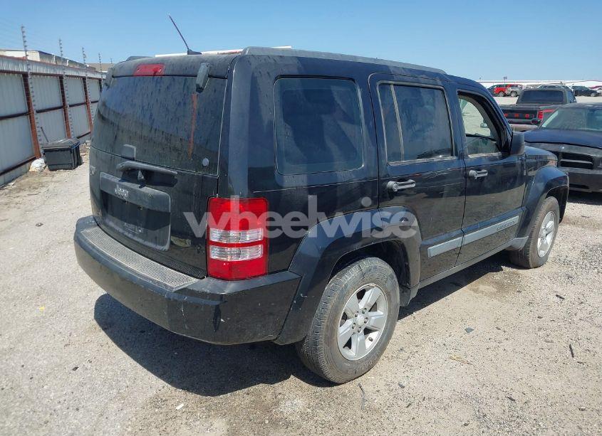 Photo 4 of 2009 Jeep Liberty SPORT (VIN 1J8GP28K59W535386)