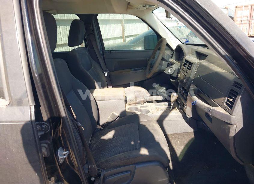 Photo 5 of 2009 Jeep Liberty SPORT (VIN 1J8GP28K59W535386)