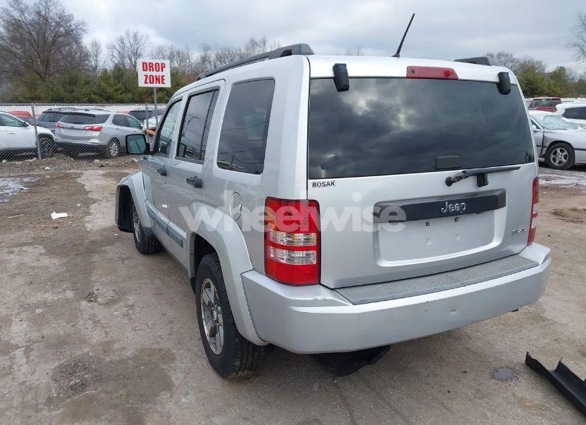 Photo 3 of 2008 Jeep Liberty SPORT (VIN 1J8GP28K98W134342)