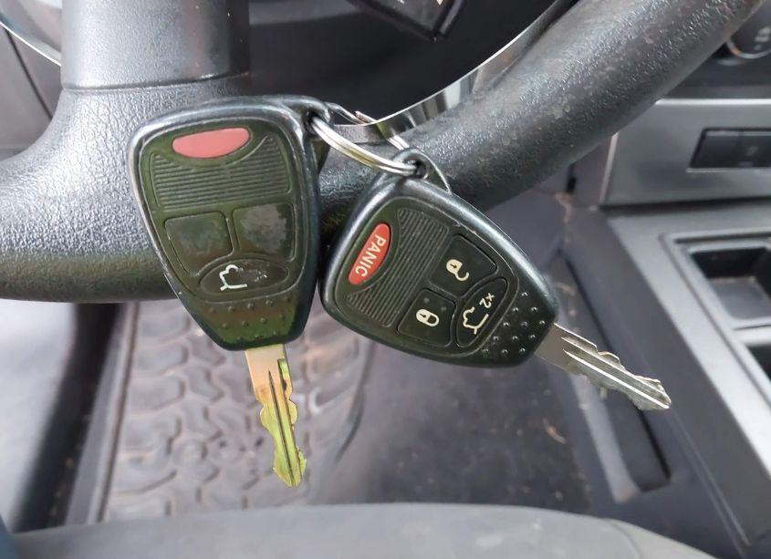 Photo 11 of 2009 Jeep Liberty SPORT (VIN 1J8GP28KX9W500729)