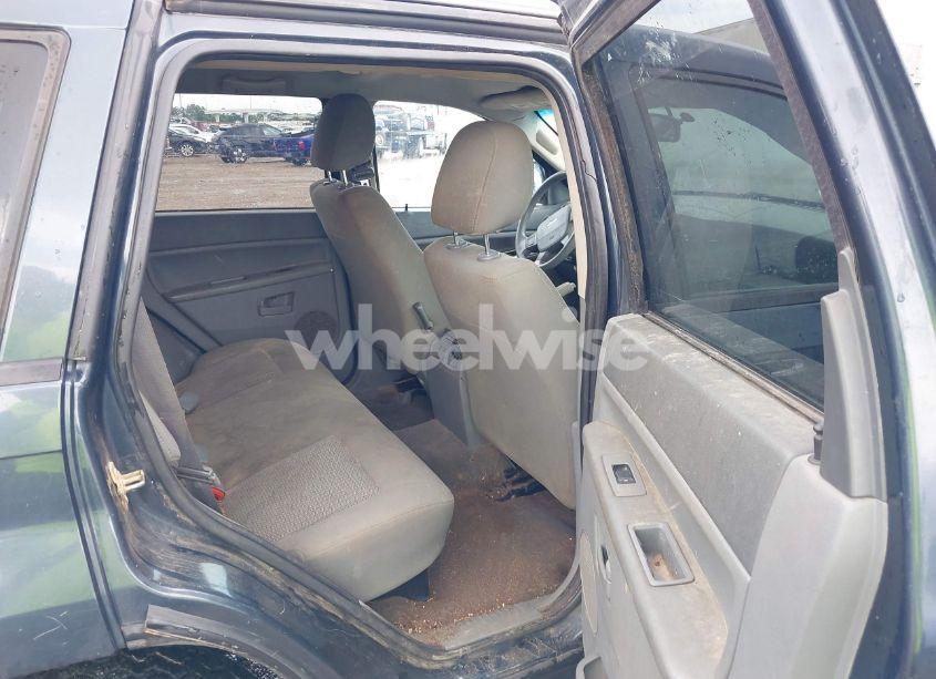 Photo 8 of 2007 Jeep Grand CHEROKEE LAREDO (VIN 1J8GR48K07C604988)