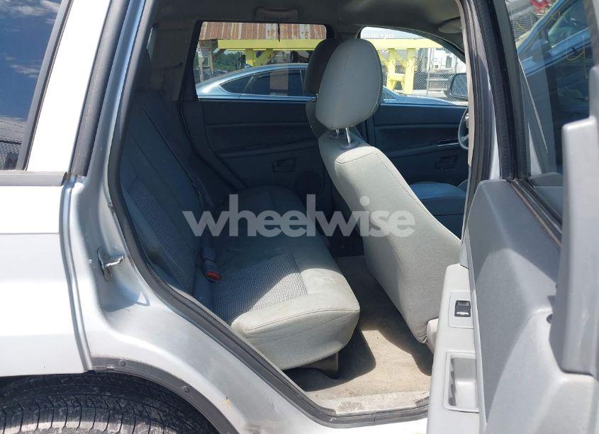 Photo 8 of 2007 Jeep Grand CHEROKEE LAREDO (VIN 1J8GR48K07C667489)