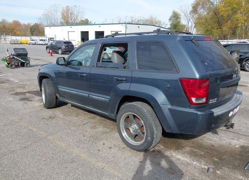 Photo 3 of 2007 Jeep Grand CHEROKEE LAREDO (VIN 1J8GR48K07C692330)
