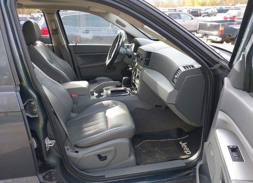 Photo 5 of 2007 Jeep Grand CHEROKEE LAREDO (VIN 1J8GR48K07C692330)